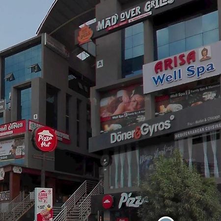 Hotel Royal Relax Gandhinagar Exterior foto